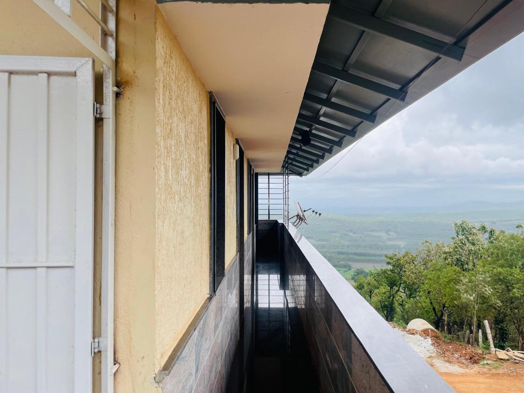 Rashi Z View Estate Stay Tarikere Ngoại thất bức ảnh